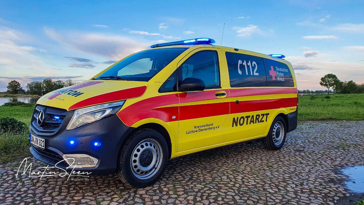 Notarzteinsatzfahrzeug